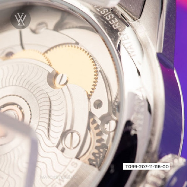 Đồng hồ được lắp ráp máy ETA đến từ nhà máy sản xuất hàng đầu tại Thụy Sĩ